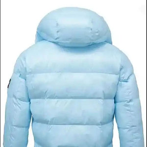เสื้อแจ็คเก็ตพัฟเฟอร์ผู้ชายคุณภาพสูงสำหรับฤดูหนาว แบบมีฮู้ด คอตั้ง สีพื้น บุด้วยผ้าฝ้ายอุ่น ขายส่งระดับพรีเมียม - Product Image 6