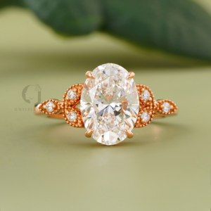 Anillo de Diamante Ovalado de 3.09ct Creado en Laboratorio, Banda de Plata con Diseño de Hoja Milgrain Vintage, Anillo de Compromiso Único, Joyería Fina Sostenible - Product Image 1