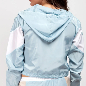 Ensemble short et veste coupe-vent 100 % nylon sur mesure avec fermeture éclair quart de tour pour femme, avec passepoil intégral, léger, vente en gros - Product Image 3