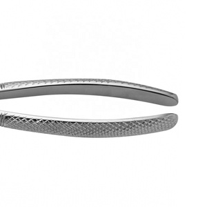 คีมถอนฟันสแตนเลสแบบมือจับลายกันลื่น คลาส 1 เครื่องมือผ่าตัด - Product Image 5