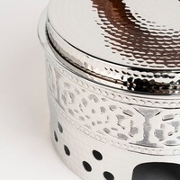Plat à chafing de luxe en acier inoxydable avec poignée décorative en bois incrusté et couvercle martelé pour buffet de mariage et service en restaurant