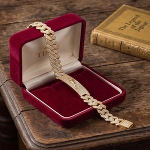 Bracelet pour homme DIVYORO plaqué or, maillons cubains pavés, avec accent panthère - Product Image 1