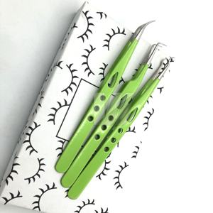 Pinces à épiler professionnelles en acier inoxydable japonais avec logo personnalisé, couleur verte durable, pointe pointue, polyvalentes - Product Image 1