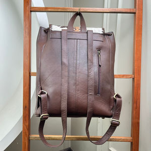 กระเป๋านักเรียนสะพายหลังหนังวัวแกะสลักด้วยมือแบบตะวันตกกระเป๋าใส่ไปโรงเรียนใช้ได้ทั้งชายและหญิงกระเป๋าอเนกประสงค์ - Product Image 5