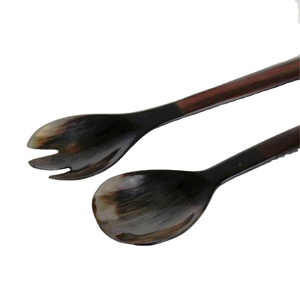 Cuillères à salade personnalisées en résine écologique, lavables au lave-vaisselle, modernes, pour la maison et la cuisine, fabriquées en Inde, avec logo personnalisé, 11 pouces - Product Image 1