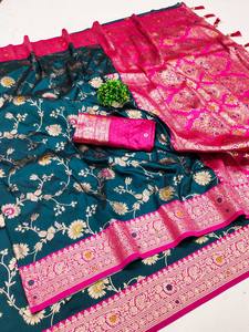 Sari en soie Banarasi réversible intemporel avec protection solaire et broderie Zari pour les occasions de mariage - Product Image 3
