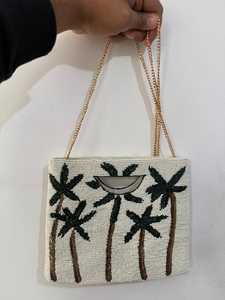 Sac à main brodé de perles en gros pour femme, fait main, tendance, pour fête, mariage, cadeau - Product Image 2