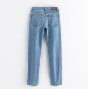 Jeans de mezclilla de talle alto para mujer, ideales para un estilo urbano y uso diario. - Product Image 2