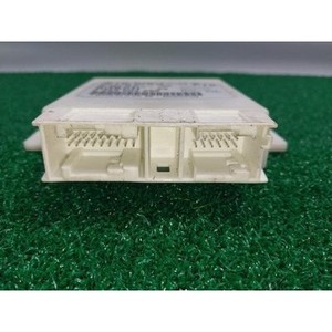 ECU และโมดูลคอมพิวเตอร์มือสองสำหรับรถยนต์ C-class รุ่น A2044401402 - Product Image 3