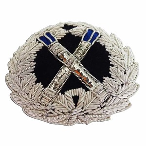 Badge de blazer brodé sur mesure en fils de bullion / Badges brodés à la main en fils de bullion dorés personnalisés, vente en gros à prix abordable - Product Image 4