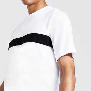 Ensemble de t-shirts en coton pour hommes, couleur contrastée, shorts noirs, respirant, décontracté, vêtements d'été, blanc avec rayures noires - Product Image 3