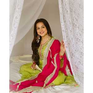 Hermosa ropa de fiesta para mujer Top Plazzo Dupatta Set con bordado de trabajo - Product Image 4