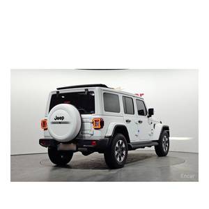 Jeep Wrangler 2.0 Overland Power Top 4 portes, SUV avec boîte de vitesses automatique, direction à gauche, sièges en tissu, caméra arrière, 27 546 km, modèle 2023 - Product Image 2