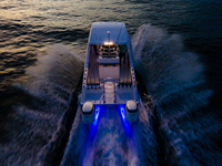 Maximisez vos aventures en bateau avec notre bateau amaran fiable et efficace