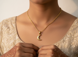 Collier Pendentif Croissant de Lune en Or 14 carats Personnalisé avec Diamant de Laboratoire VVS1, Fabricant de Bijoux Célestes, Fournisseur de Breloques OEM ODM en Gros - Product Image 2