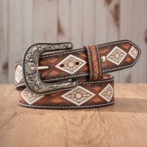Ceinture Western Personnalisée en Cuir Grainé Gravé Motif Diamant pour Hommes et Femmes – Ceinture Cowboy Marron de Haute Qualité en Gros - Product Image 3