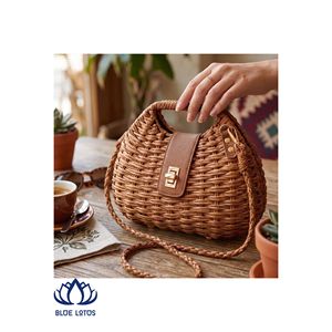 Sac en rotin de haute qualité, best-seller |   Sac fourre-tout en osier tressé à la main, durable, avec fermeture éclair et décoration de perles - Product Image 1
