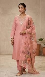Traditional Suit Set with Printed Dupatta Graceful Everyday Ethnic Wear Premium Embroidered <b>Kurta</b> Set for <b>Women</b> - Product Image 2
