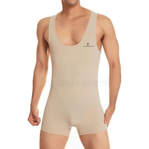 Tenue de lutte de haute qualité à séchage rapide, matière résistante, idéale pour les séances d'entraînement prolongées - Product Image 6