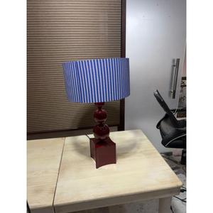 Lámpara de Mesa Tradicional Multicolor Hecha a Mano con Pantalla de Tela de Diseño Novedoso para Decoración de Dormitorio al por Mayor - Product Image 3