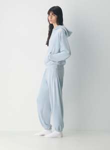 เสื้อฮู้ดผู้หญิงขายส่ง เสื้อผ้าลำลองสไตล์สตรีทแวร์ รับผลิตแบบ OEM ODM แบรนด์ส่วนตัว เสื้อผ้าแฟชั่น ผู้ผลิตจากสหรัฐอเมริกา - Product Image 2