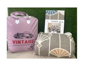 Juego de Edredón de Diseño Moderno para Dormitorios de Apartamentos y Hogares Familiares a Precio de Mayorista con Ventaja de Exportación - Product Image 1