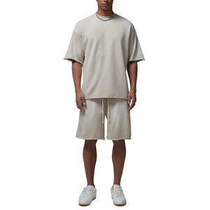 เสื้อยืดคอกลมแขนสั้นผ้าฝ้ายโอเวอร์ไซส์สำหรับผู้ชายและกางเกงขาสั้นชุดกีฬาทรงหลวมสตรีทแวร์ฮิปฮอปลำลองสำหรับฉัน - Product Image 5