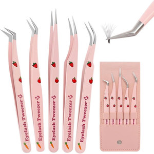 Ensemble de pinces à cils de qualité supérieure à motif fraise, 5 pièces, avec étui en cuir rose pour les artistes en extensions de cils - Product Image 1