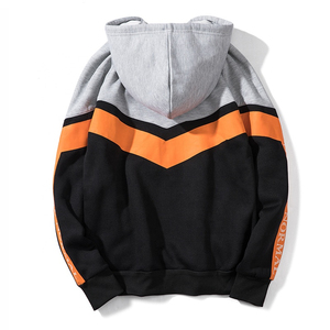 Une usine OEM fabrique des ensembles de survêtements en coton pour hommes en gros, avec des prix directs d'usine. - Product Image 5