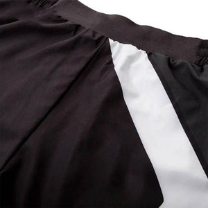 Shorts de kickboxing et pantalons de Muay Thai pour l'entraînement et la compétition en arts martiaux, shorts de combat MMA de haute qualité personnalisés - Product Image 3