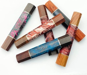 Couteau de chasse et de camping en plein air personnalisé, lame en acier Damas de 115 mm, manche octogonal japonais en résine et bois, fait main - Product Image 4