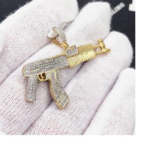 Colgante de Diamantes Hip Hop Personalizado con Micro Pavé de Moissanita y Circonitas Cúbicas, Chapado en Oro de 18K para Hombre, Joyería para Raperos - Product Image 2