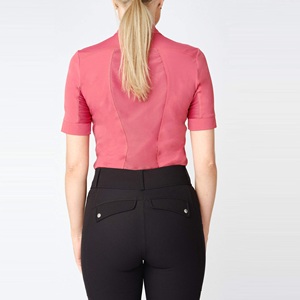 Chemise de compétition équestre de haute qualité, extensible dans 4 directions, en tissu technique doux au toucher, idéale pour la compétition et les spectacles. - Product Image 4