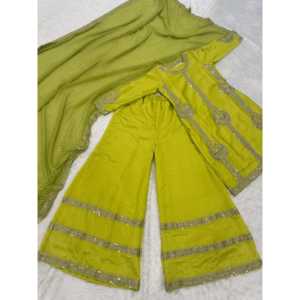 Ensemble palazzo de créateur magnifique pour les fêtes, vêtements indiens et pakistanais avec des sequins et des broderies Zari - Product Image 1