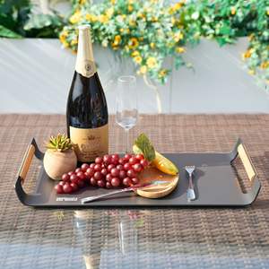 Plateau de patio extérieur en aluminium avec poignée en teck, gris, thermolaqué, élégant mobilier de jardin - Product Image 1