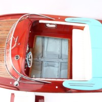 Modèle de bateau rapide italien emblématique RIVA AQUARAMA, artisanal, prêt pour l'installation R/C (kit R/C non inclus)