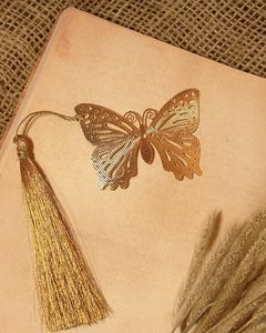 Elegant Long <b>Leaf</b> Shape Metal Bookmark Page Holder for <b>Books</b> - Product Image 5