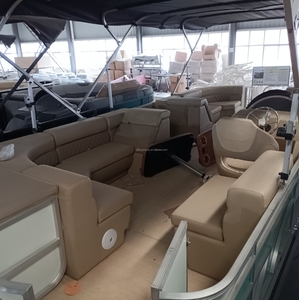 Oferta Especial: Nuevo Diseño Moderno para Yates con Vistas Panorámicas y Amenidades de Lujo - Product Image 3