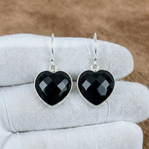 Pendientes de Corazón con Ónix Negro en Engaste de Bisel, Plata de Ley 925 Sólida, Pendientes Colgantes con Gema Facetada para Mujer - Product Image 2