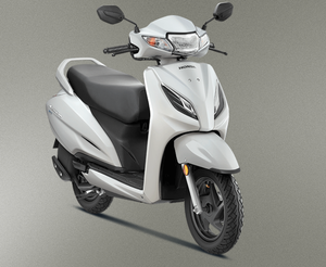 Scooter Activa 110 DLX - Product Image 3