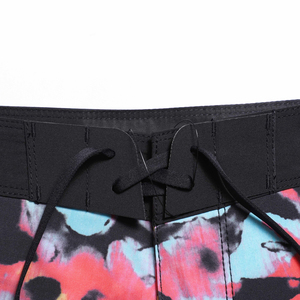 กางเกงขาสั้นชายหาดผู้ชายคุณภาพสูง แห้งเร็ว ยืดหยุ่นได้ พร้อมลายพิมพ์แบบซับลิเมชั่น สำหรับว่ายน้ำและเล่นกีฬา - Product Image 5