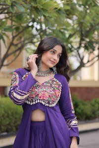 Lehenga Choli Gujarati Chaniya Choli, el Vestido Más Vendido para Navratri, Disponible a un Precio Accesible para Bailar Garba y Dandiya - Product Image 4