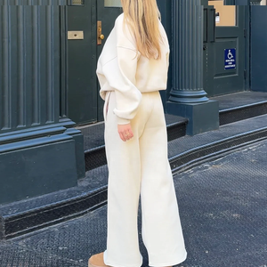 Conjunto de sudadera de cuello alto color crema para mujer y pantalones anchos a juego, conjunto de dos piezas de ropa de estar de felpa gruesa de primera calidad. - Product Image 4