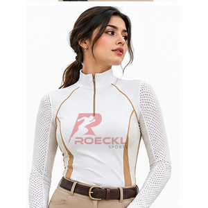 Sous-vêtement thermique pour femme, conçu avec un tissu extensible doux, coupe ajustée et matière respirante pour un confort hivernal. - Product Image 1