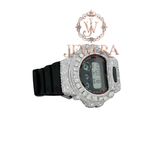 Montre en caoutchouc de créateur Mossinate de qualité supérieure, tendance, résistante à l'eau et étincelante avec des caractéristiques de diamants véritables, en vente - Product Image 3