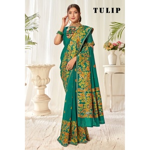 Sari en lin et coton Tulip avec large bordure et pallu à motifs de perroquets et de fleurs pour mariage - Product Image 5