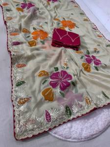 ผ้าซารีลายพิมพ์ Star Georgette พร้อมงานปัก Kacchi Gota แบบหนัก  ชุดเสื้อโมโนแบบไม่เย็บสำเร็จ สำหรับผู้หญิง สไตล์โมเดิร์น เหมาะสำหรับงานปาร์ตี้ งานแต่งงาน และชุดพื้นเมือง - Product Image 4