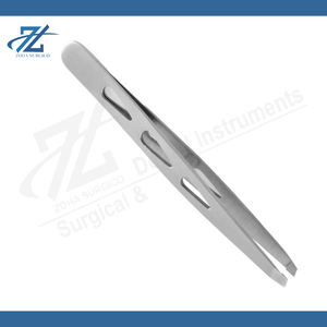 Pinzas Profesionales de Acero Inoxidable con Punta Inclinada para Cejas, Herramienta de Belleza para Extensión de Pestañas y Depilación, Hechas en Pakistán - Product Image 5