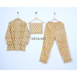 ชุดนอนผ้าฝ้ายลายดอกไม้ดีไซน์ใหม่ขายดีสำหรับฤดูร้อนสำหรับผู้หญิง มีหลายขนาดให้เลือกจากอินเดีย - Product Image 4