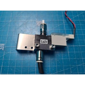 Vanne solénoïde haute réponse CKD 3QRA110-C3H utilisée comme pièce détachée pour équipement semi-conducteur Legacy - Product Image 2